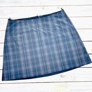 GOLF REVERSIBLE MINI SKIRT ZIPPER POCKETS BLACK PLAID SIZE 10
